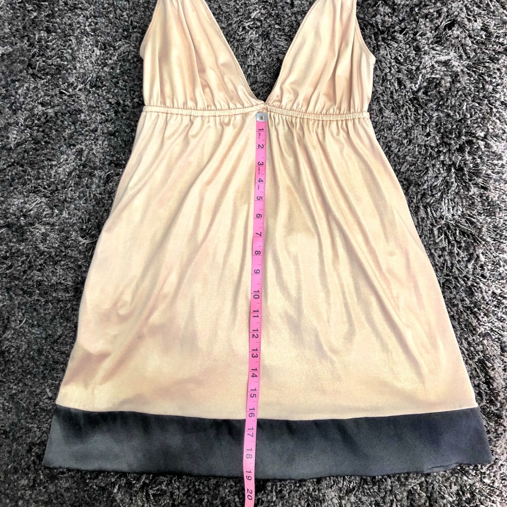 Guess Gold dress - Picture 7 of 8